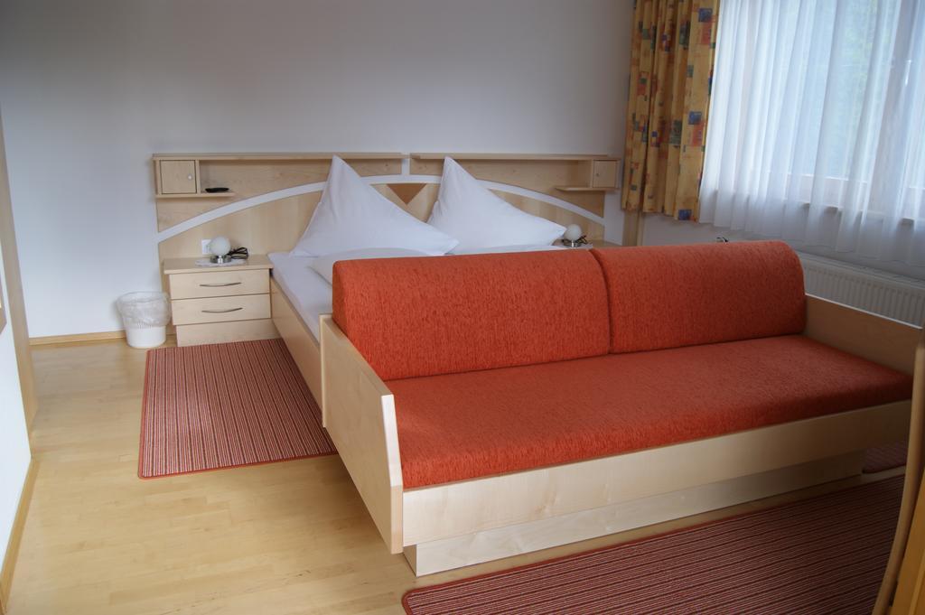 Hotel Garni Haus Anita 리징 외부 사진