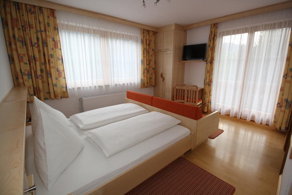 Hotel Garni Haus Anita 리징 외부 사진